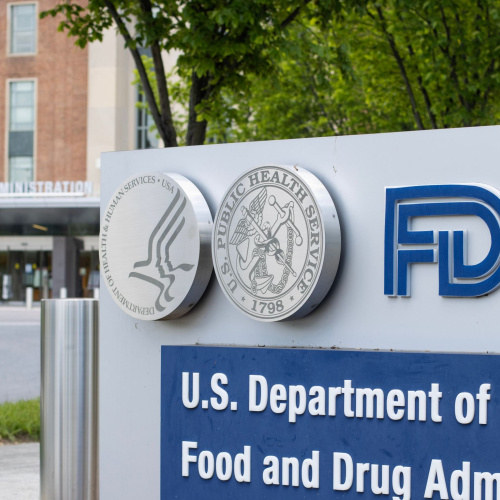 How has the FDA’s crackdown on deceptive drug advertising affected multiscreen TV?